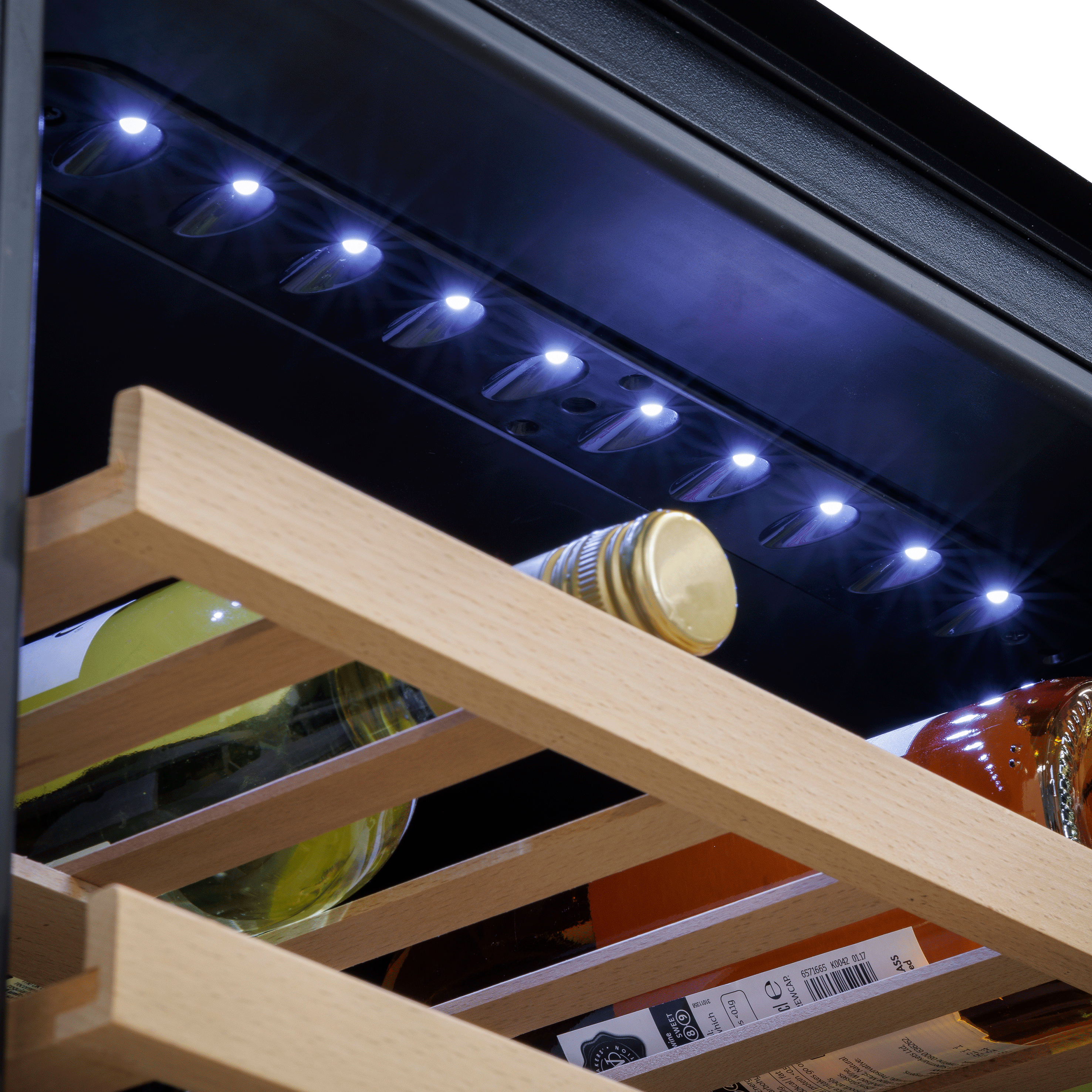 Baridi DH118 Wine Fridges Action shot - led - lights