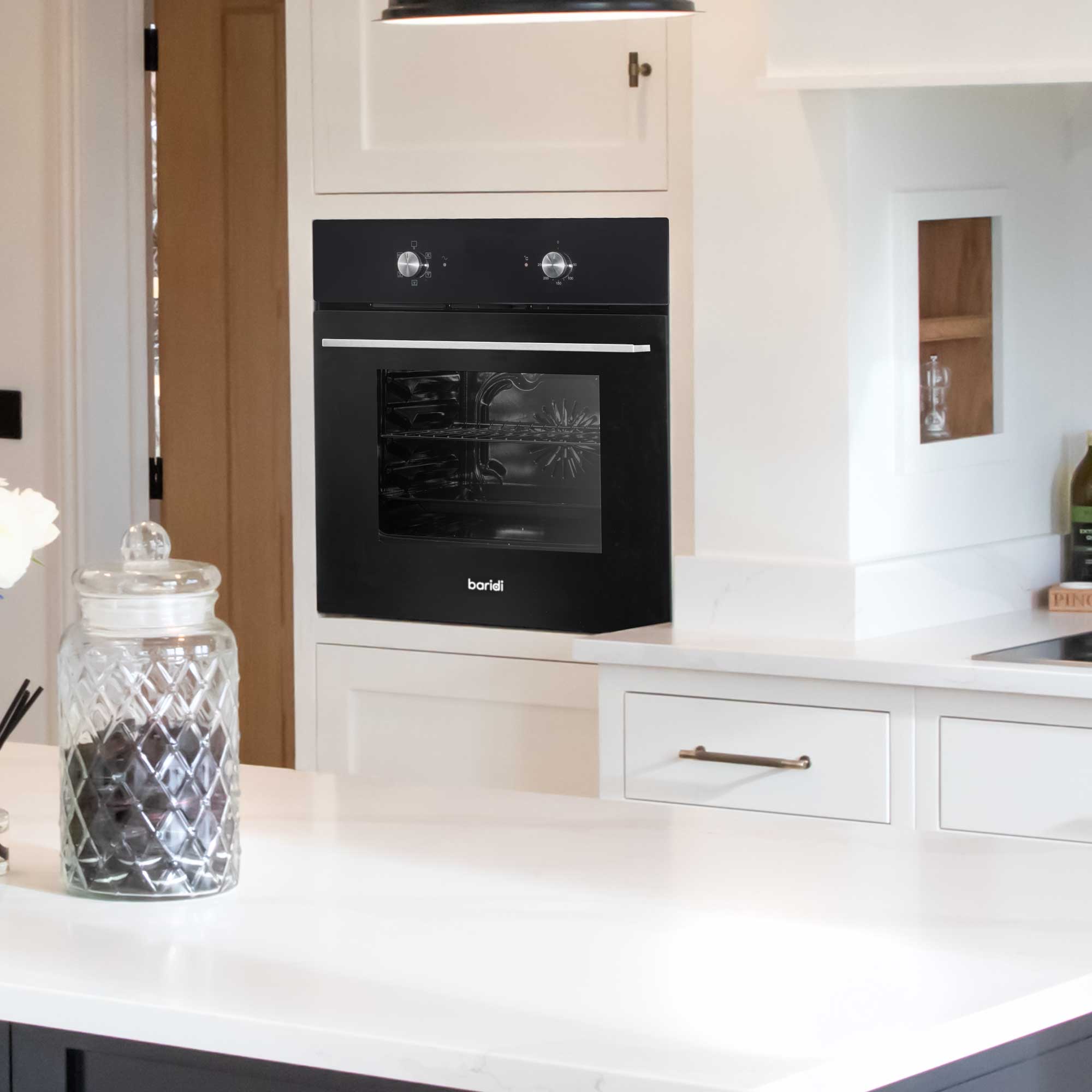 Baridi DH124 Fan Oven Action shot - lifestyle