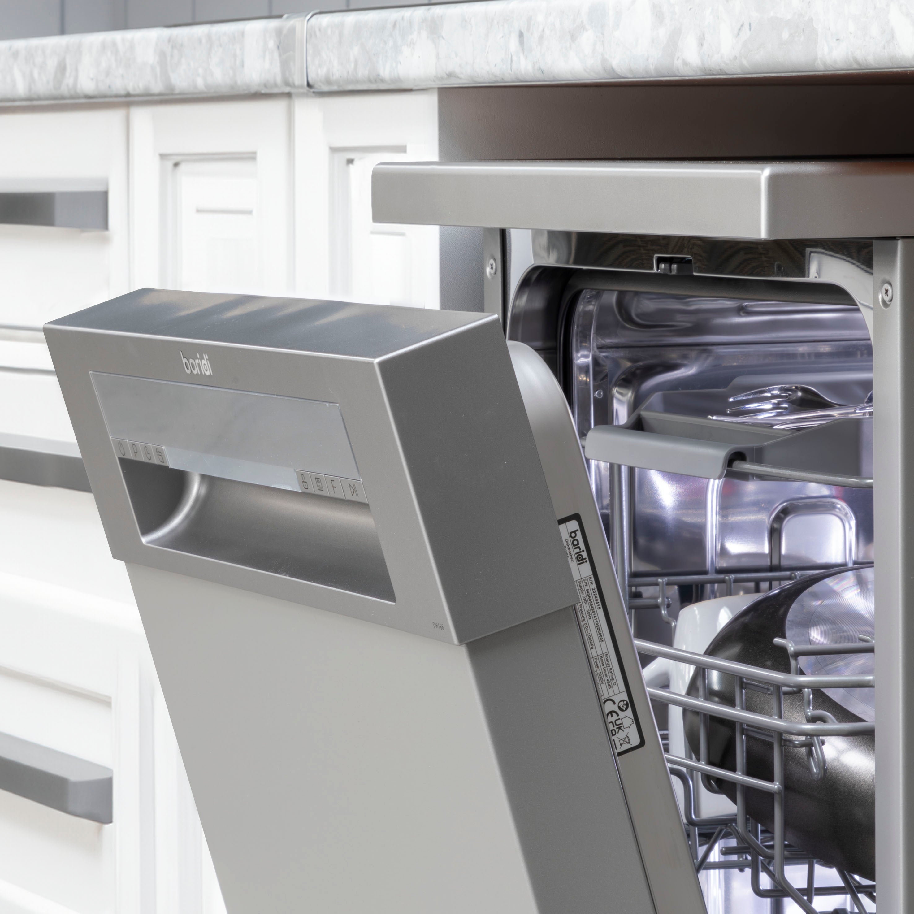 Baridi DH166 Dishwashers Action shot - auto - open