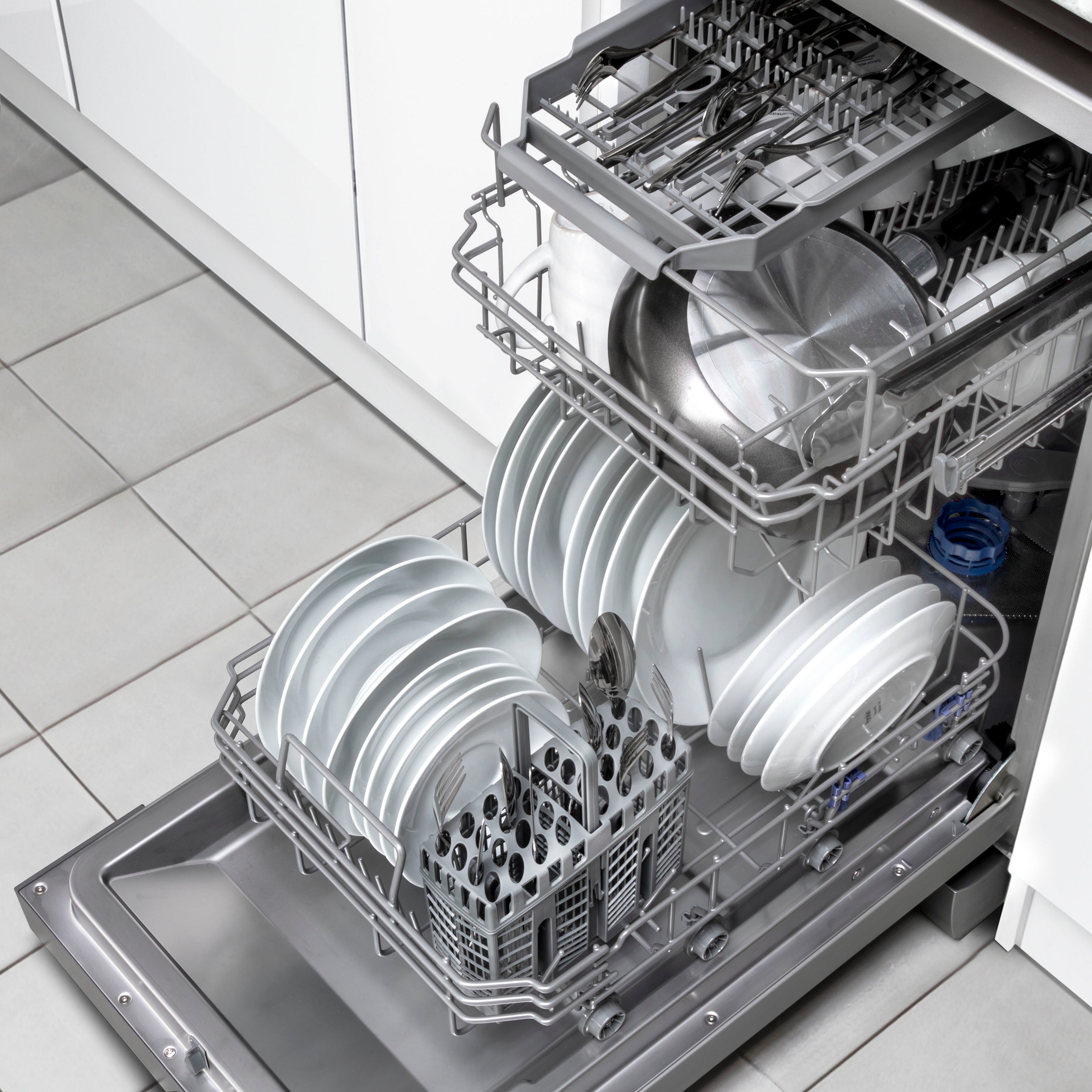 Baridi DH166 Dishwashers Action shot - in kitchen - high - angle