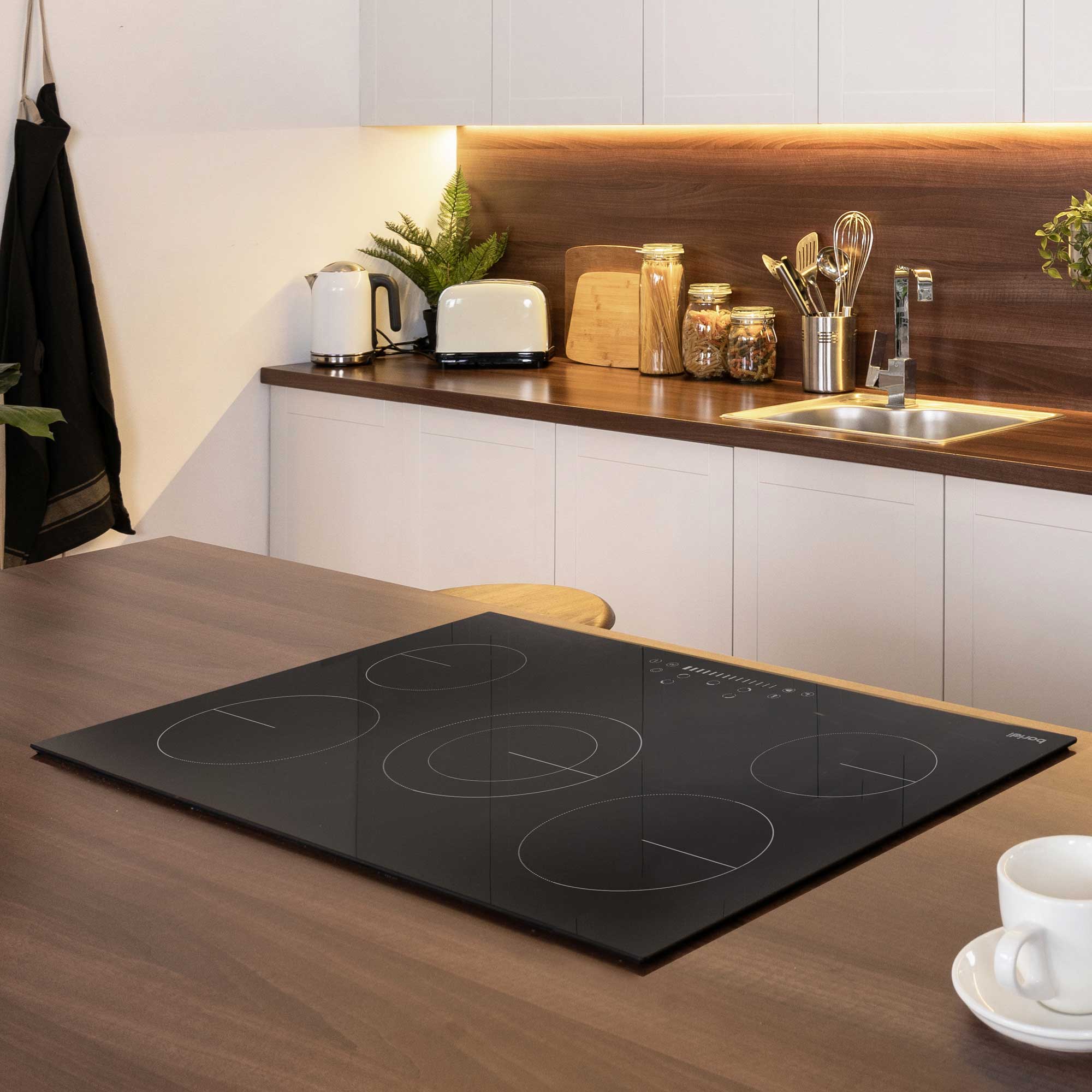 Baridi DH175 Ceramic Hob Action shot - in kitchen