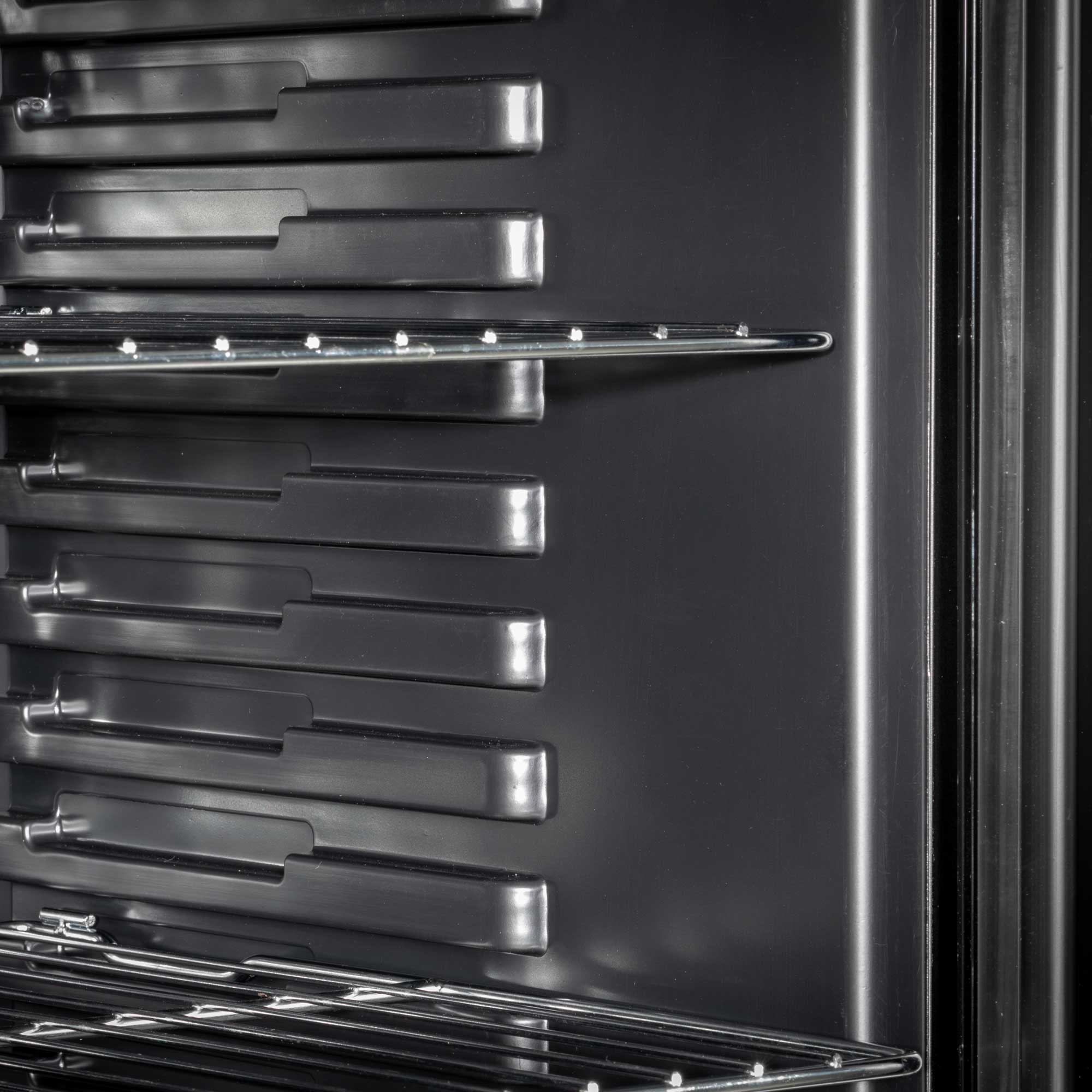 Baridi DH31 Drinks Fridge Action shot - adjustable - shelf - heights