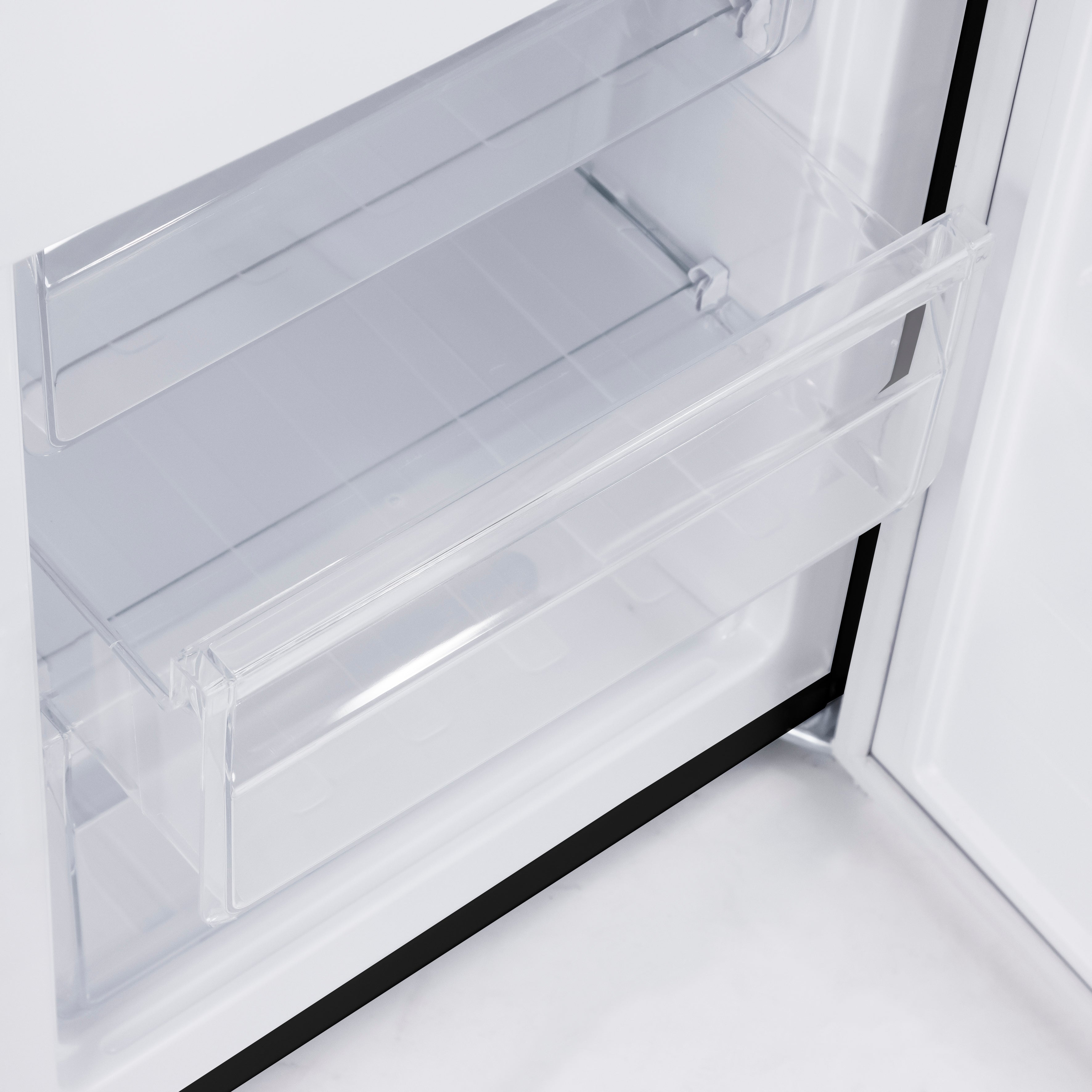 Baridi 60/40 Smart Frost Fridge Freezer 227L Capacity, Black - DH327