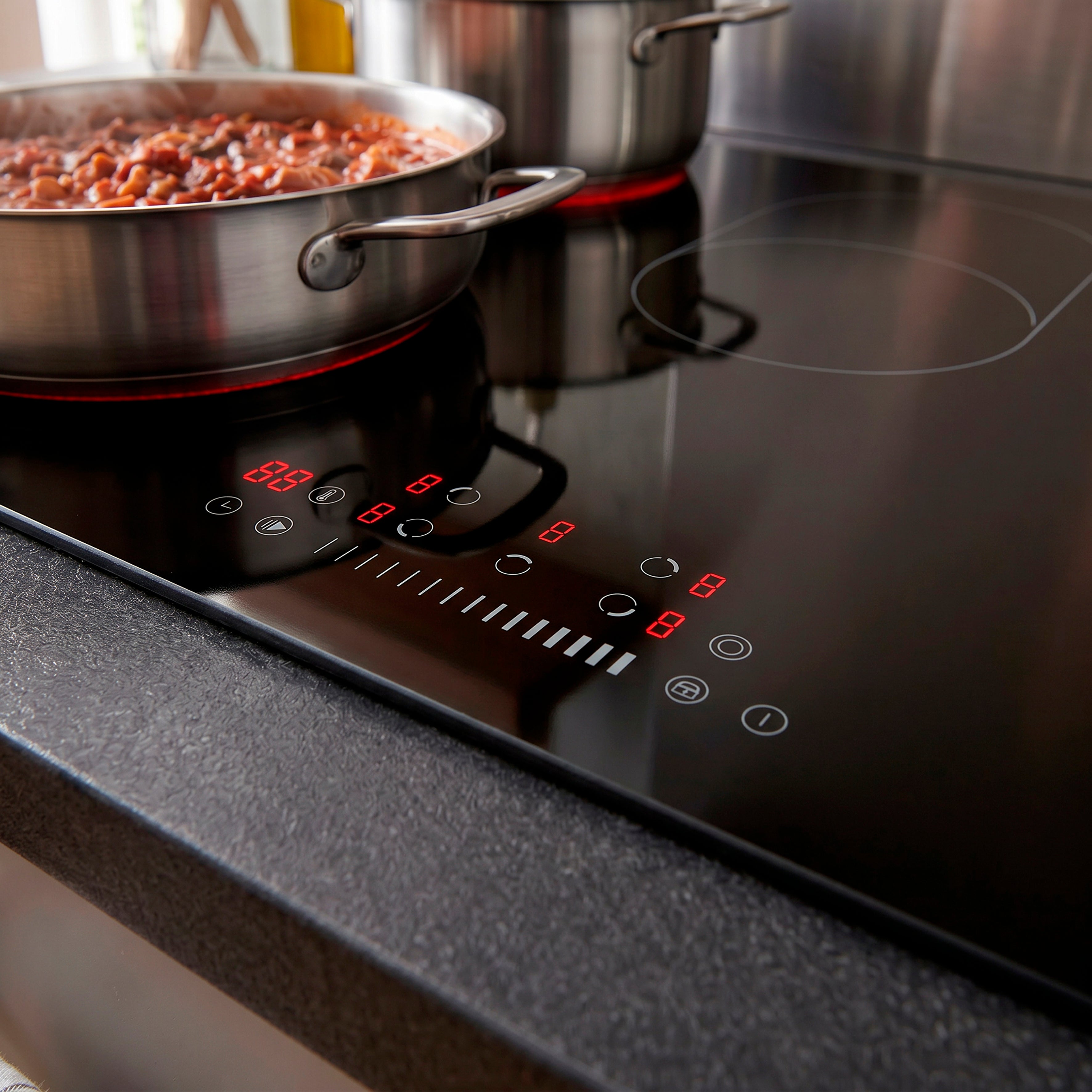 Baridi Integrated Ceramic Hob with 5 Cooking Zones 90cm, Black Glass - DH389