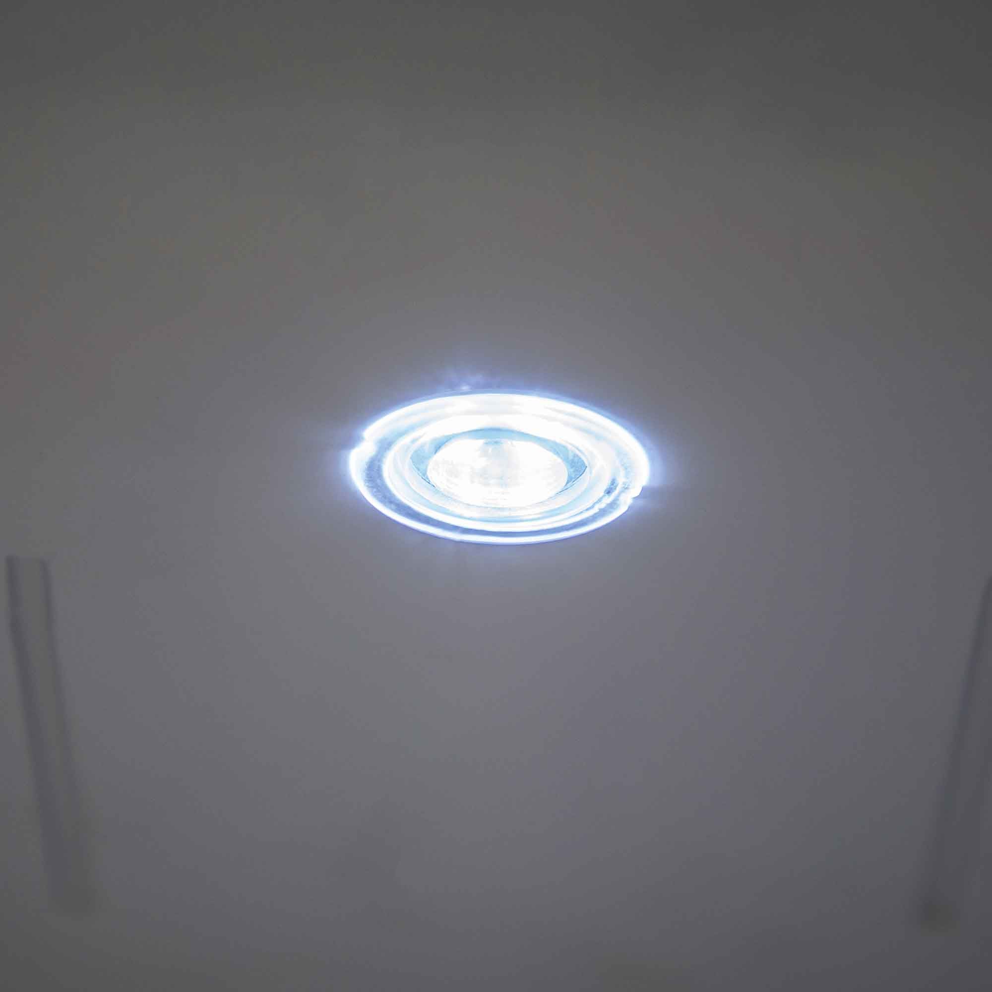 Baridi DH58 Drinks Fridge Action shot - light