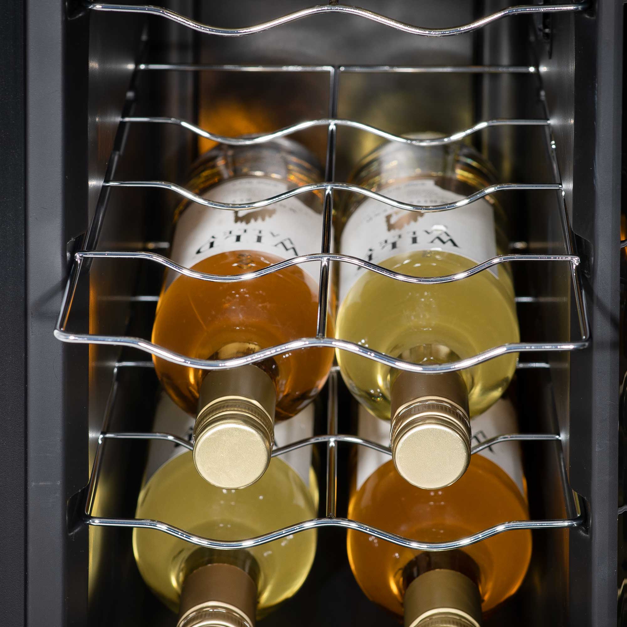 Baridi DH73 Wine Fridges Action shot - metal - shelves