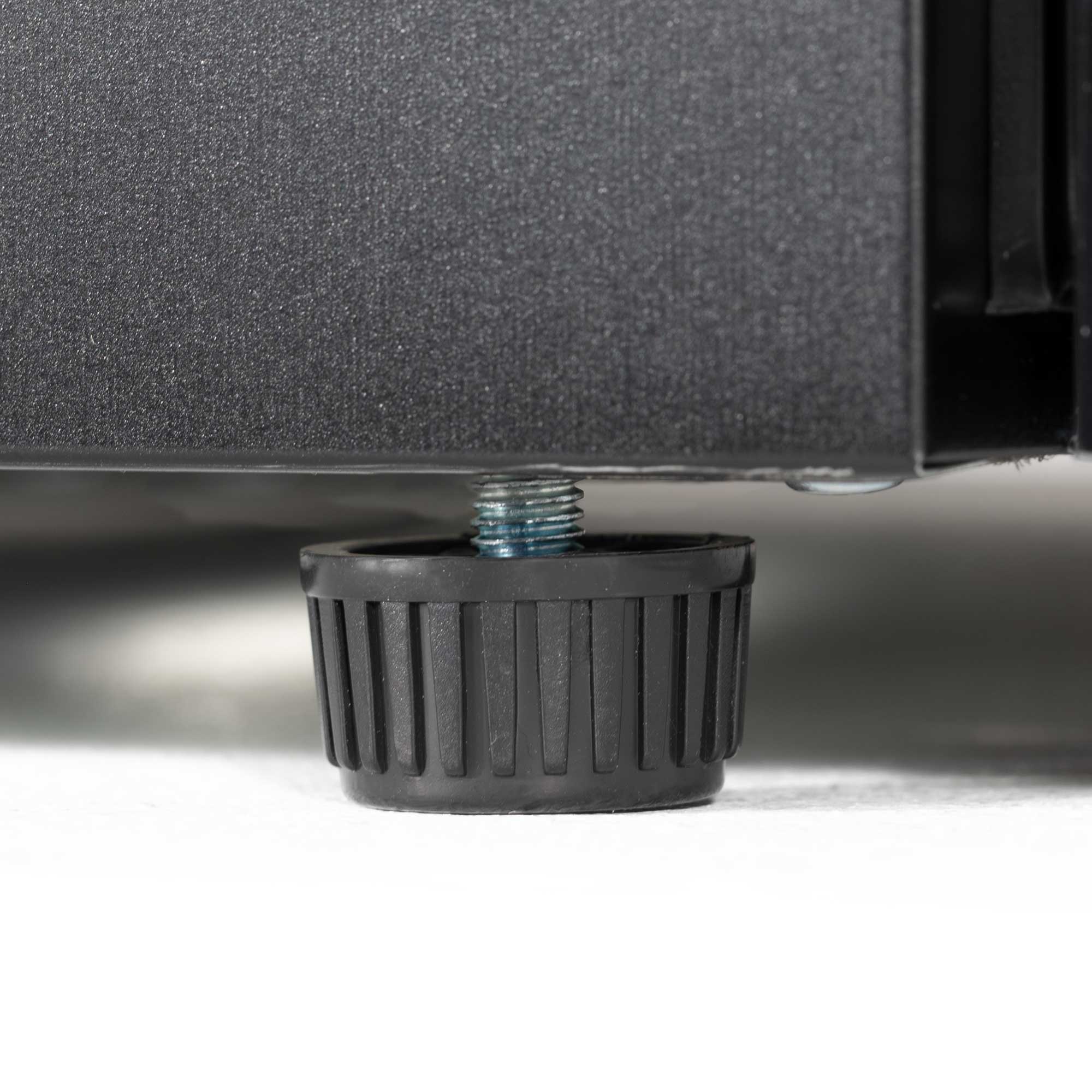 Baridi DH75 Drinks Fridge Action shot - adjustable - feet